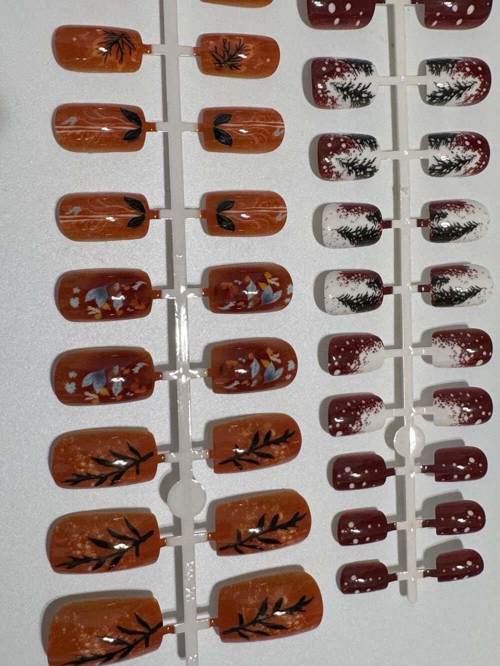 Generic Fall And Winter Press On Nails Set - Picture 3 of 6